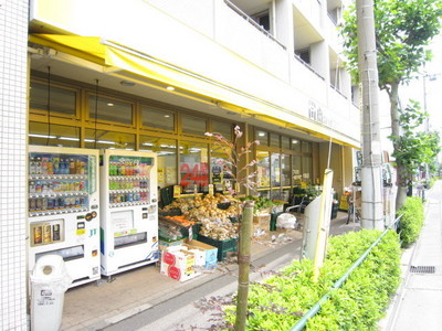 Convenience store. Meat of Hanamasa Nishiarai store up (convenience store) 869m