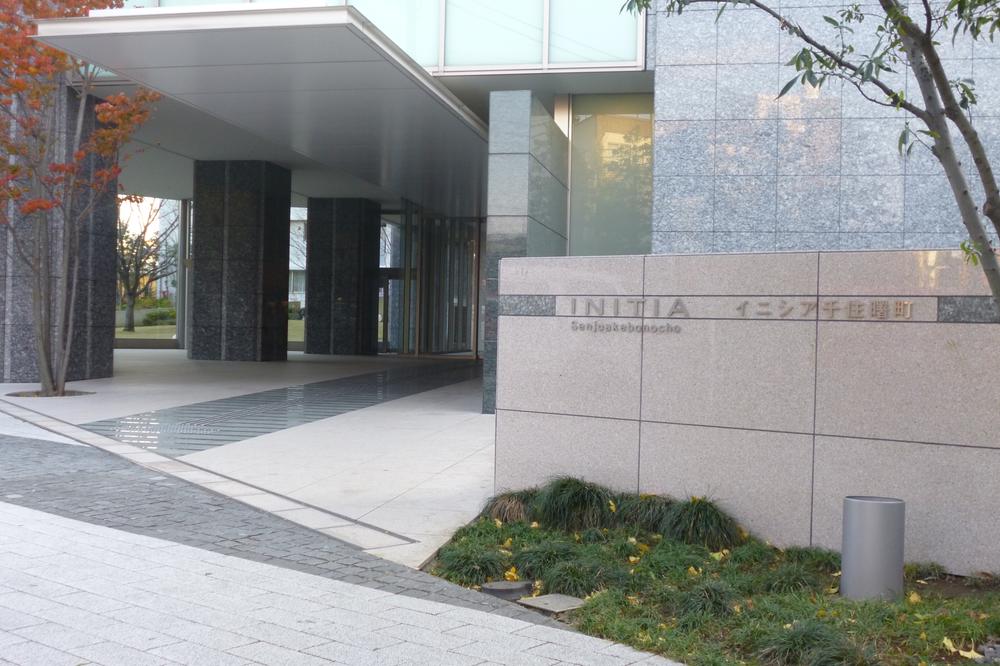 Entrance. Common areas