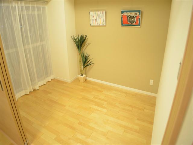 Non-living room. Western-style living and Tsuzukiai