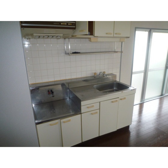 Kitchen. image