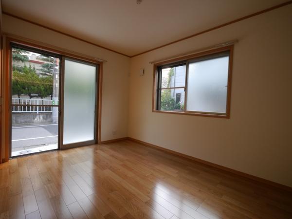 Non-living room. A Building 1 Kaikyoshitsu