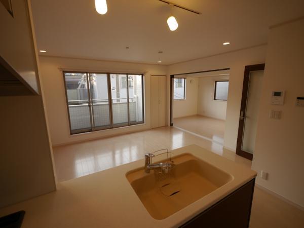 Living. B Building Living room seen from the kitchen