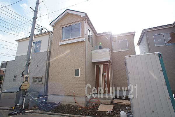 Local appearance photo. Local (12 May 2013) Shooting P Building