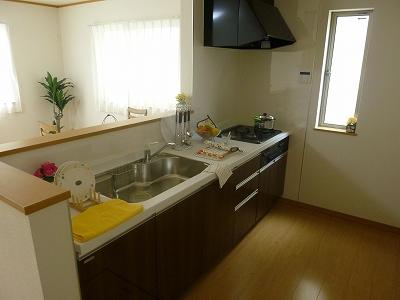 Same specifications photo (kitchen). Happy system kitchen to wife! (It will be the same specification)