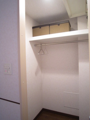 Receipt. Walk-in closet. Storage capacity is amazing