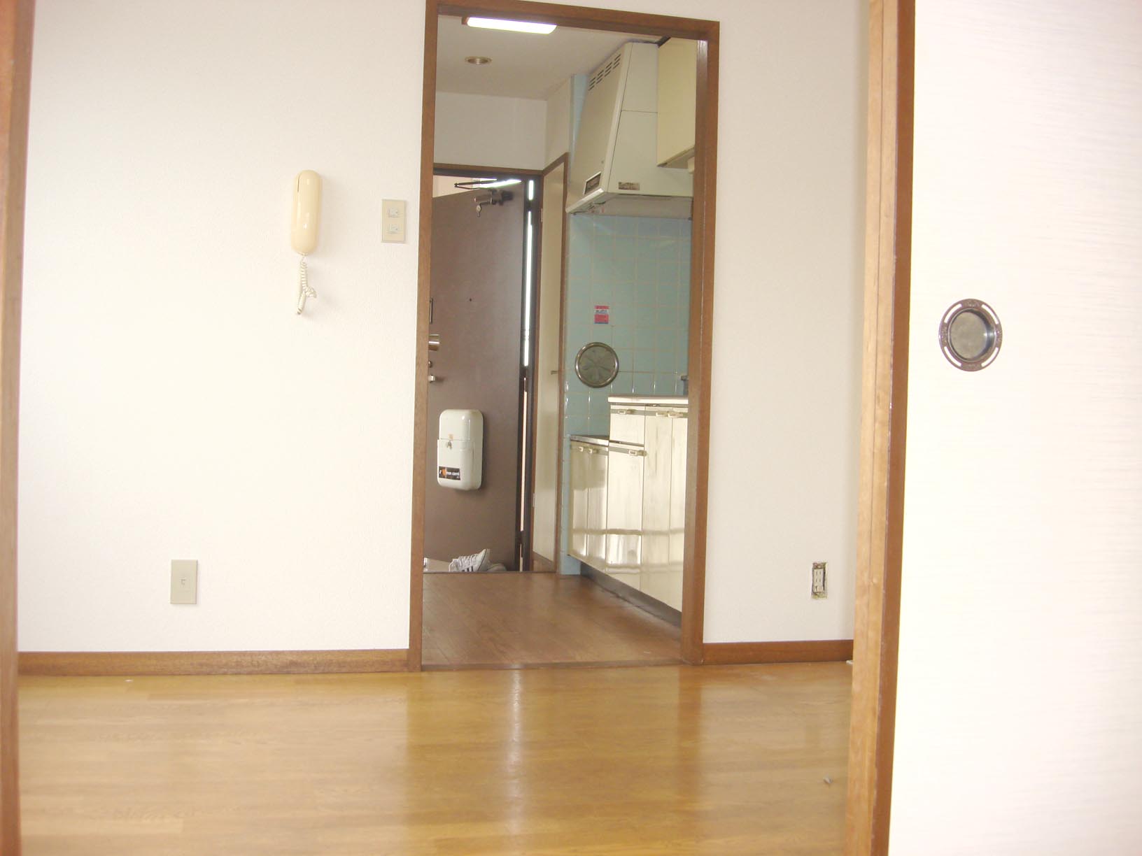 Other room space. Western-style flooring