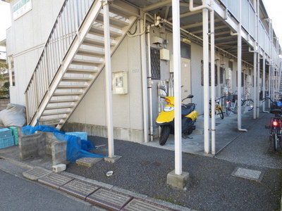 Other common areas. On-site waste yard