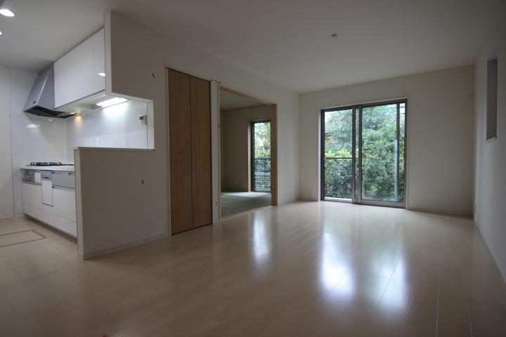 Living. Example of construction For sales of the main direct sales, Brokerage fees are not or Ri or hanging!