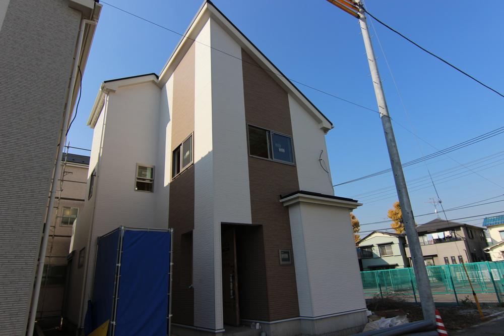 Other local. Selling local For sales of the main direct sales, Brokerage fees are not or Ri or hanging!