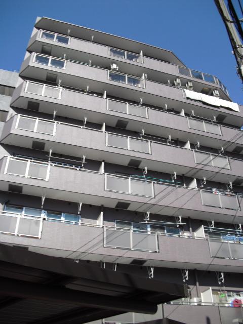 Local appearance photo. Local (12 May 2013) Shooting