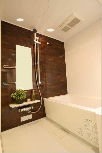 Bathroom.  [bathroom]  ■ Calm space in which the antique brown pattern to accent. Since the bathroom dryer is attached you can wash with confidence even during the rainy season.