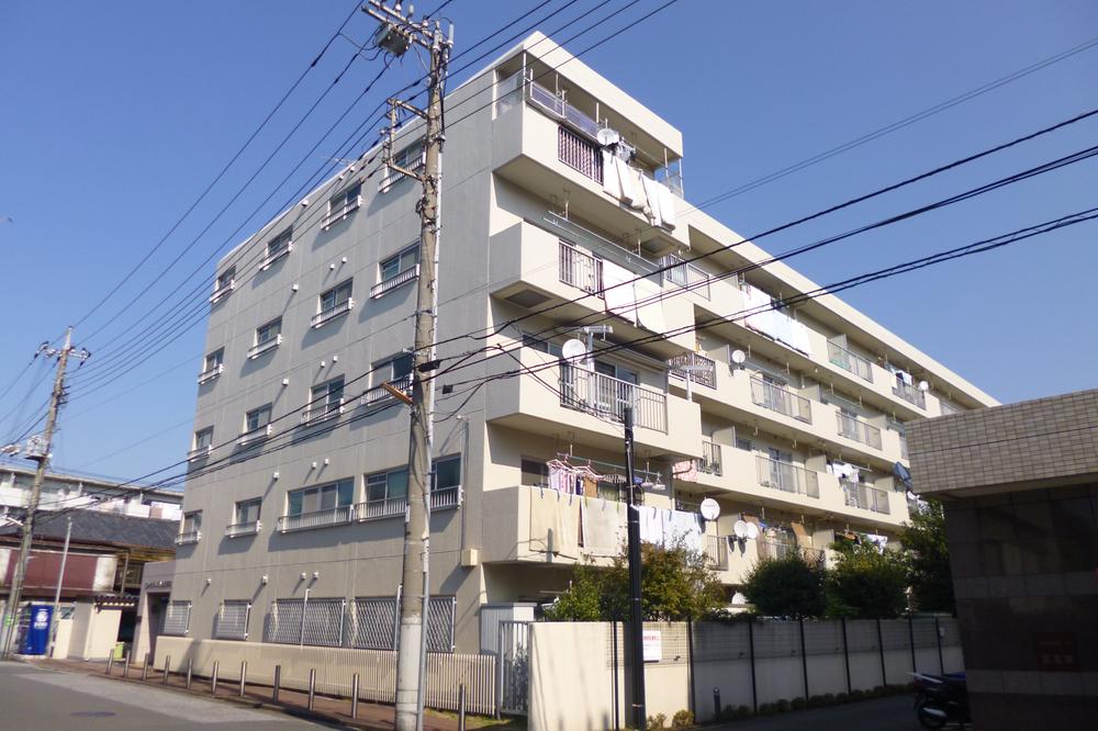 Local appearance photo