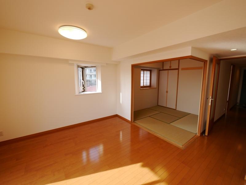 Adachi-ku, Tokyo Umeda 1