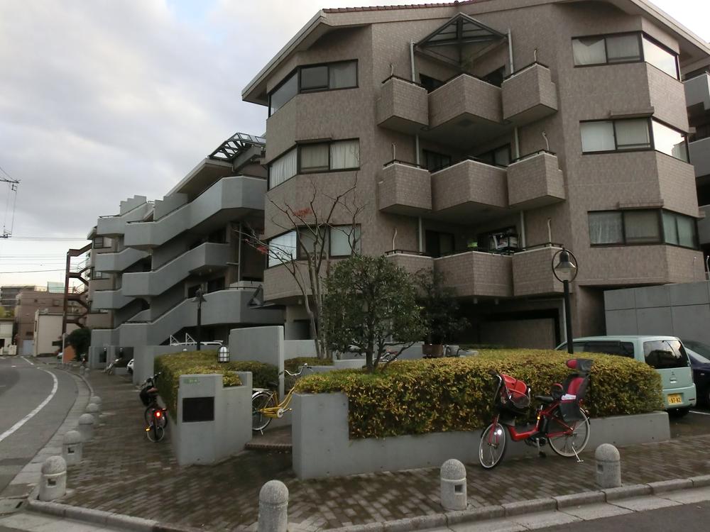 Local appearance photo. Management system is good