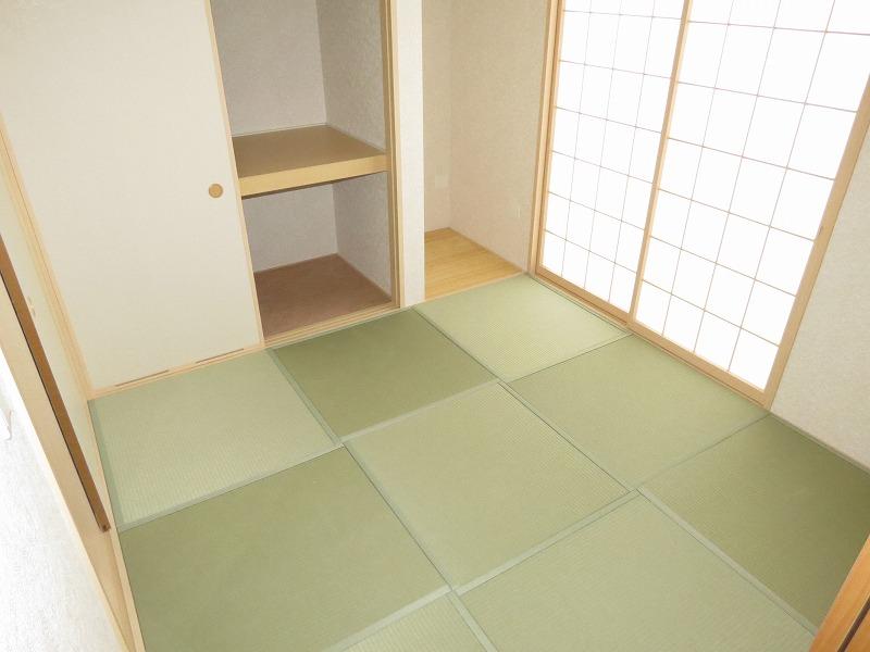 Non-living room. Building 2 Japanese-style room