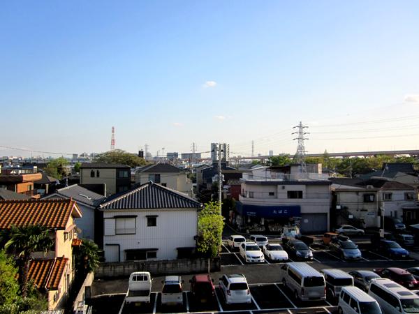 View photos from the dwelling unit