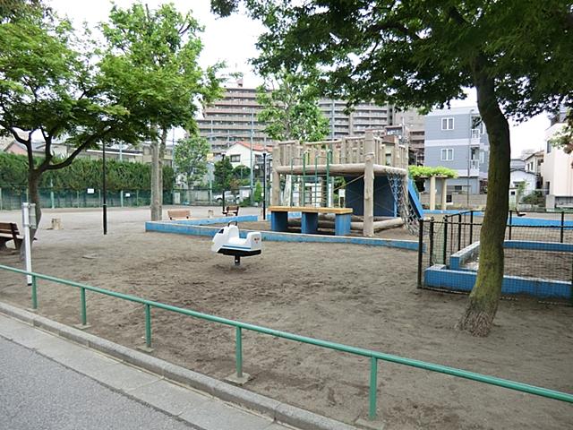 park. 350m to Umeda park