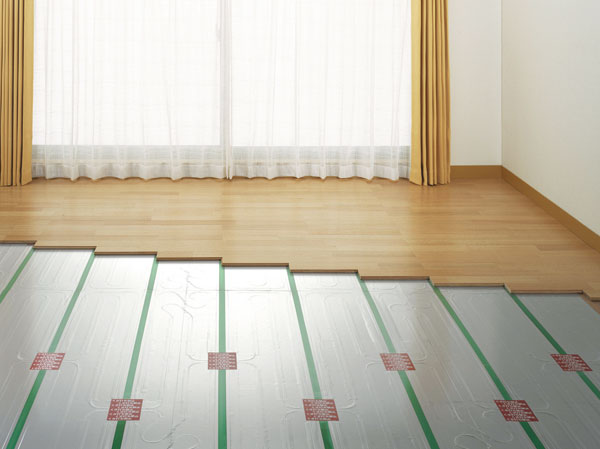 Interior.  [Floor heating] living ・ The dining, Warm the whole room from feet, It has adopted a floor heating to produce a healthy and clean living space. (Same specifications)
