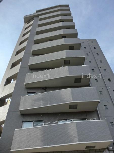 Local appearance photo. Built in stylish appearance 2002