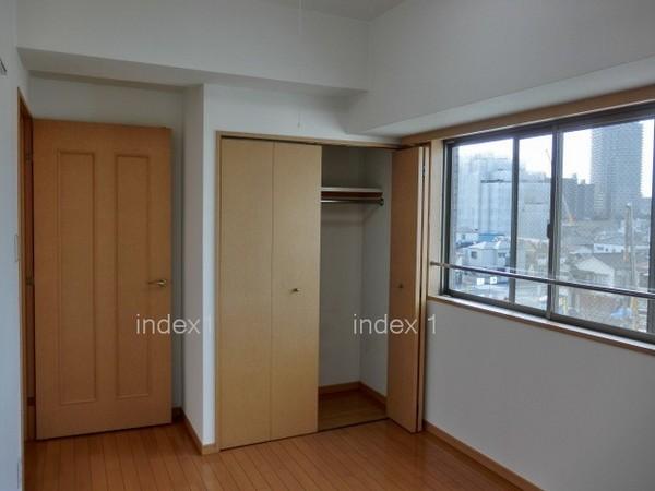 Receipt. Closet clothing and accessories from entering plenty!