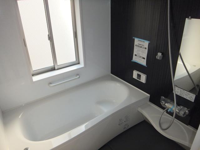 Same specifications photo (bathroom). Equipment specifications