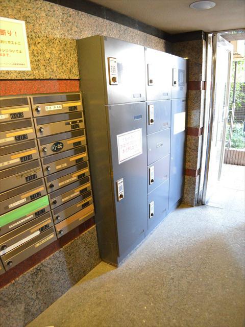 Other common areas. Courier BOX is also located convenient