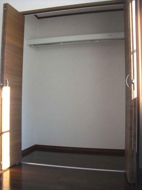 Other introspection. Western-style housing