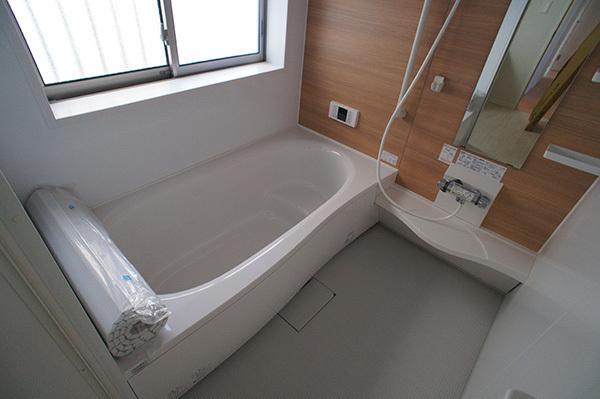 Bathroom. Spacious bathroom with the children enjoy the bath time