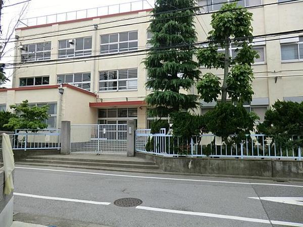 Primary school. Hiromichi 170m until the first elementary school