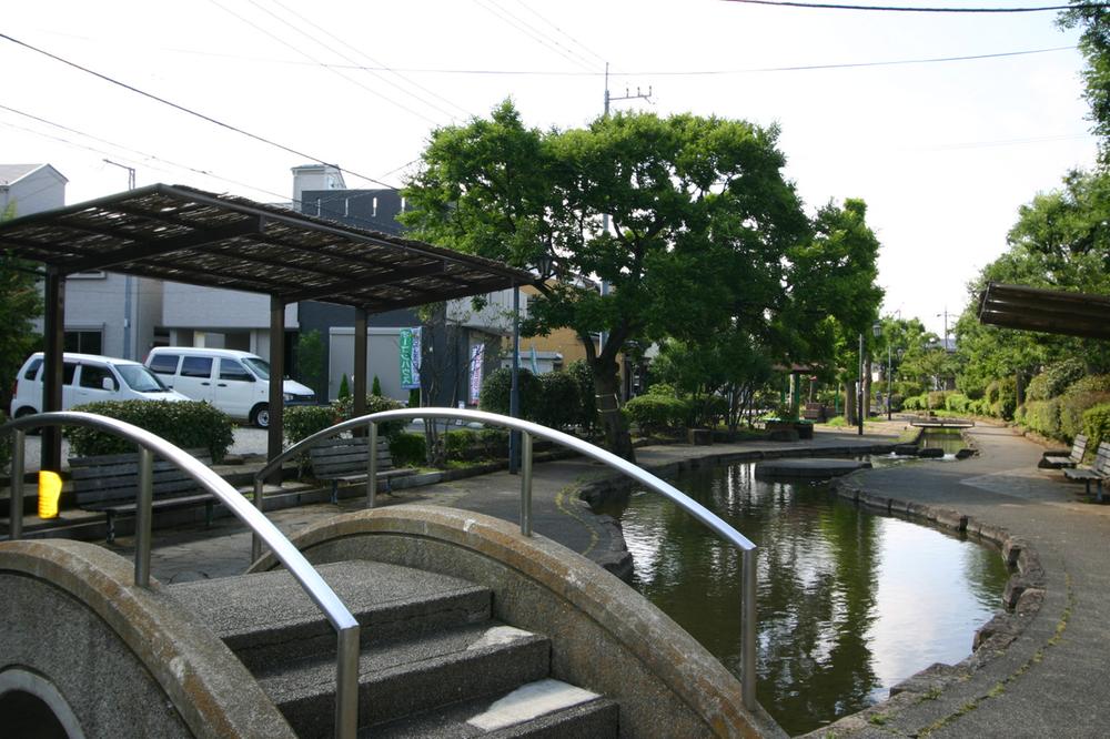 park. 190m until Minuma bill hydrophilic park babble zone