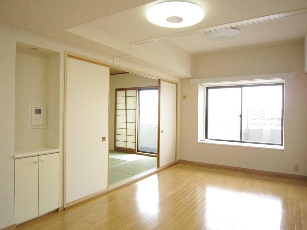 Living. Indoor (June 2013) Shooting