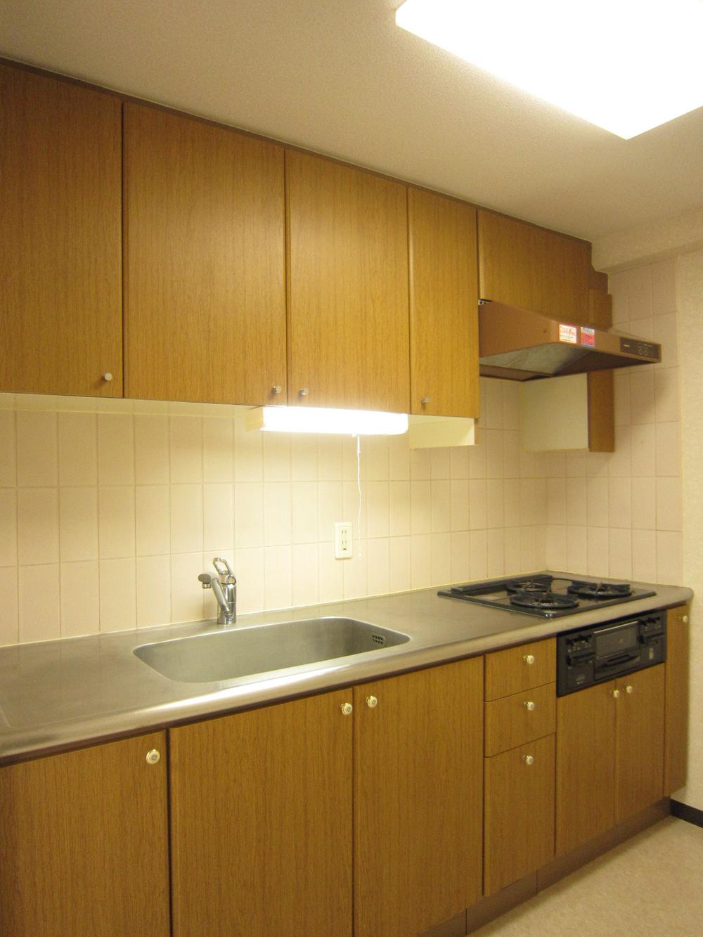 Kitchen. Indoor (June 2013) Shooting