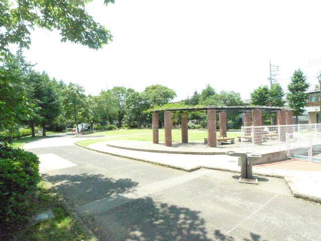 park. 100m until Higashiayase park (park)