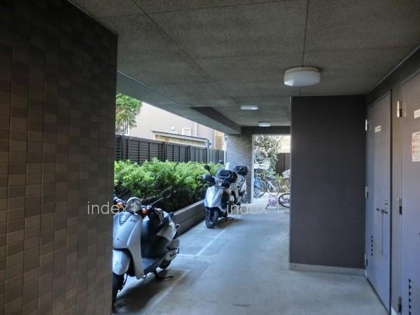 Other common areas. Parking Lot ・ Bicycle-parking space ・ Bike shelter equipped!