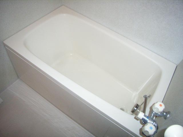 Bath. Bathroom (the same type)