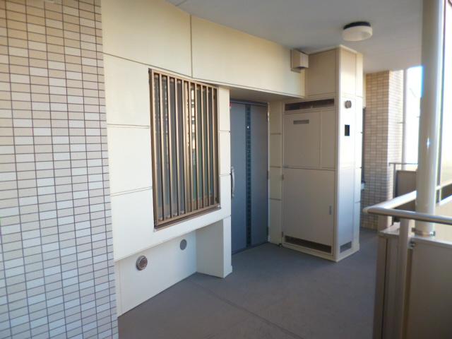 Entrance. The property entrance before