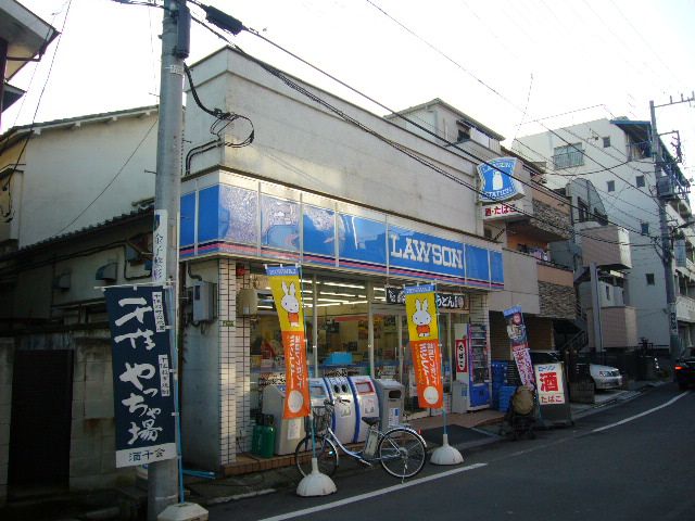 Convenience store. 70m until Lawson Senjunakai the town store (convenience store)