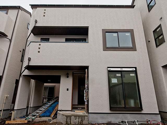 Local appearance photo. Local (12 May 2013) Shooting, Building 3