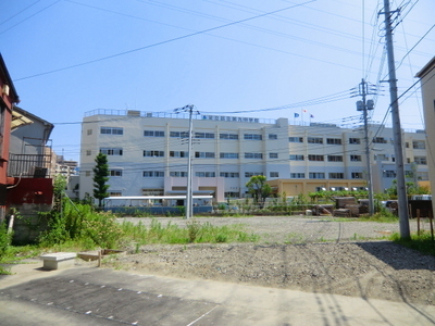 Junior high school. 150m to Adachi Ward ninth junior high school (junior high school)