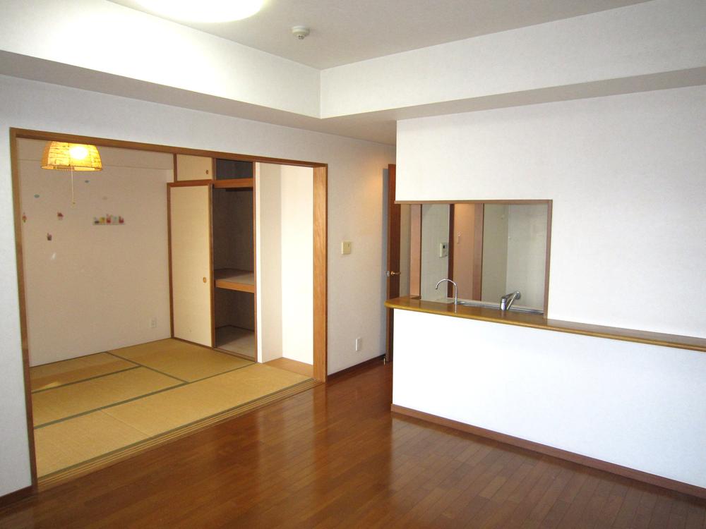 Living. Indoor (12 May 2013) Shooting