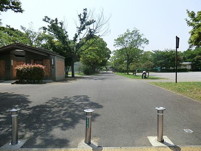park. 1030m to Higashiayase park