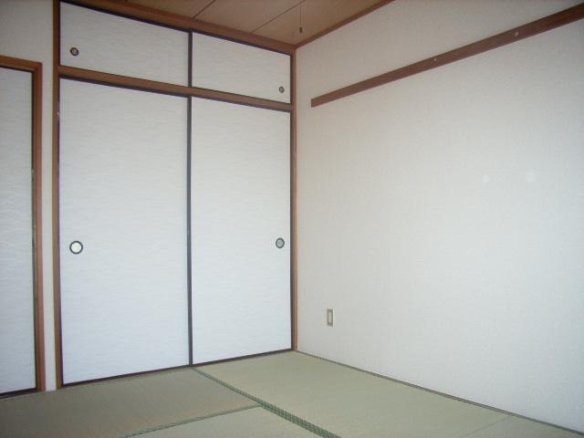 Other. Japanese-style room (2)