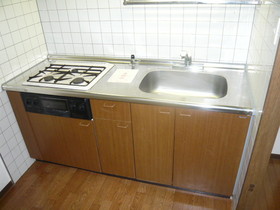 Kitchen. 3-burner stove system Kitchen