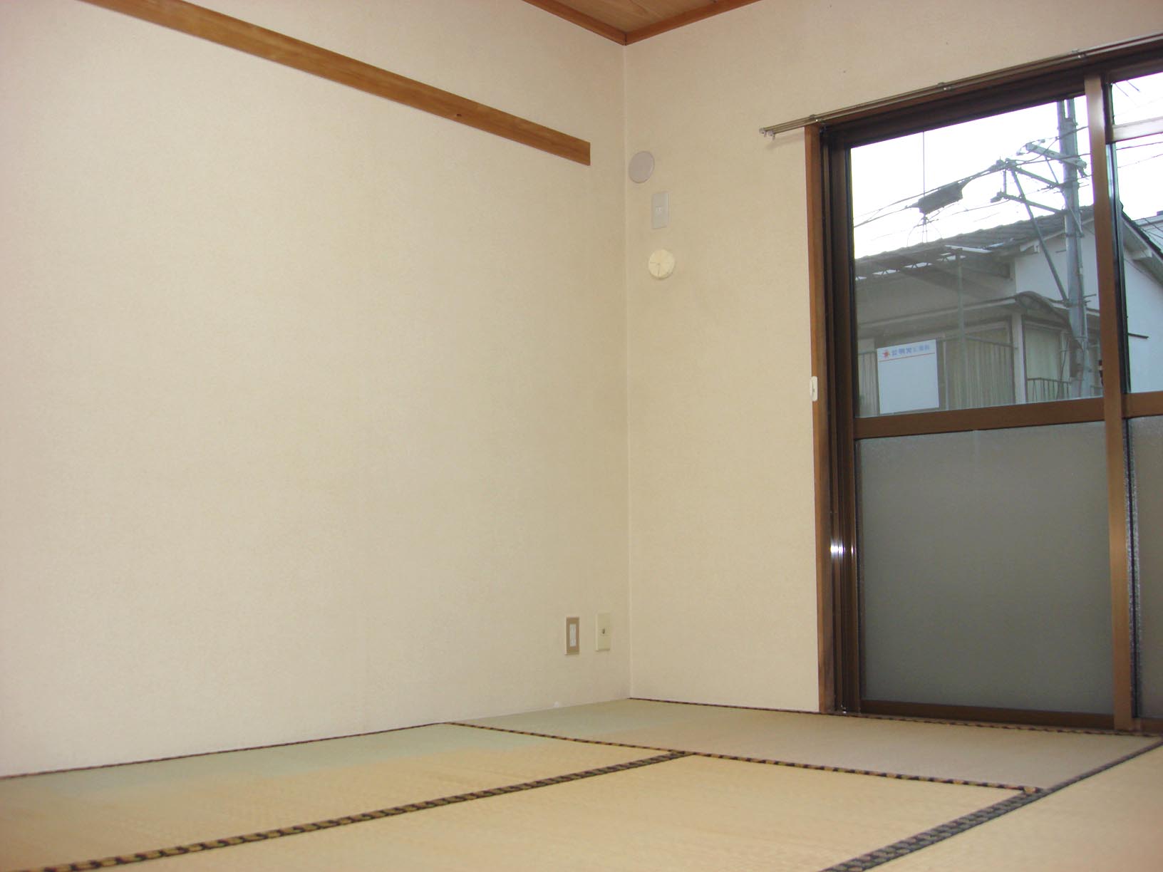 Other room space. Calm tatami rooms