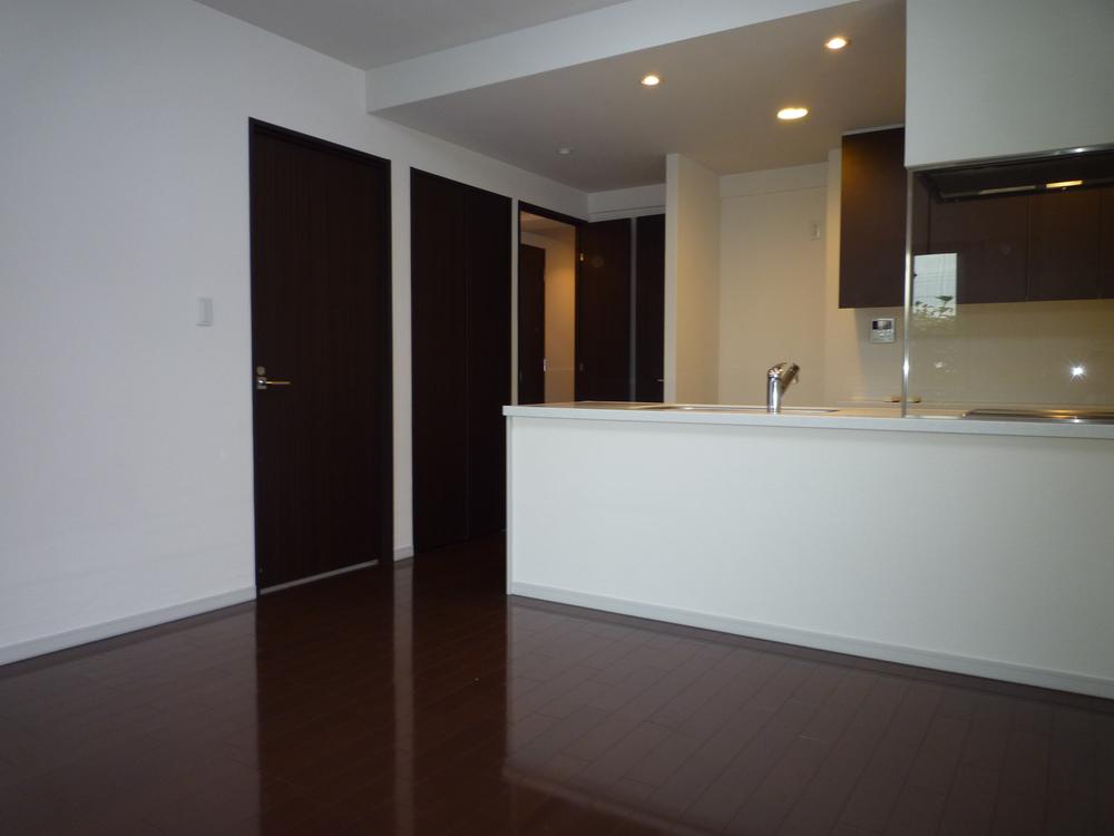 Living. Indoor (11 May 2011) Shooting