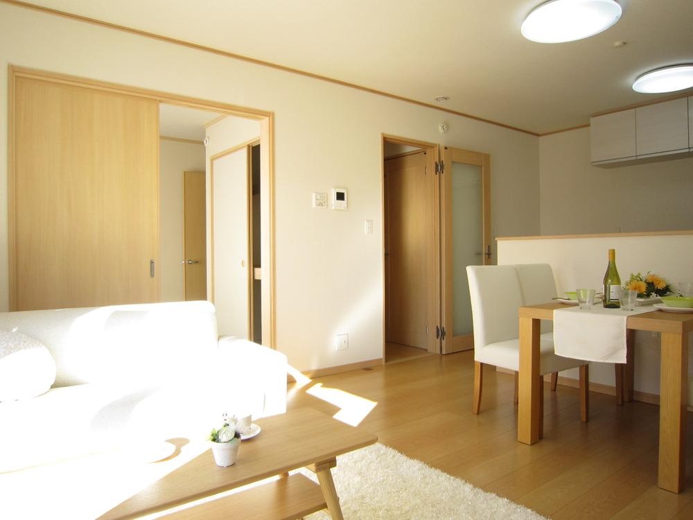 Living. C Building room (12 May 2013) Shooting