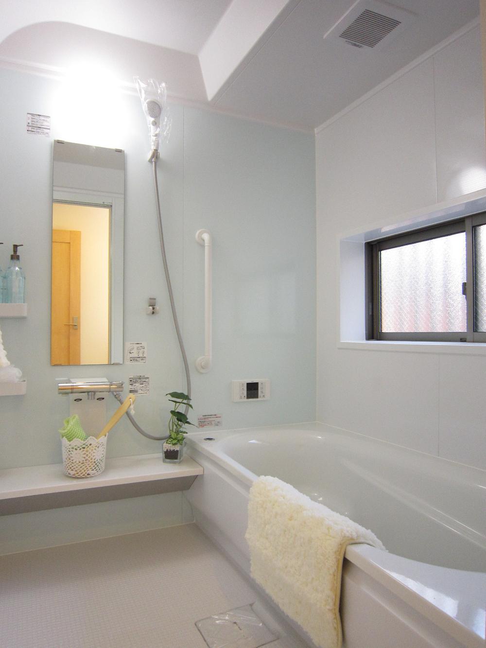 Bathroom. C Building room (12 May 2013) Shooting