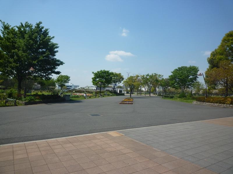 park. Metropolitan Tonerikoen up to 80m