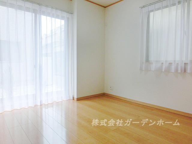 Model house photo. ■ The station a 10-minute walk, Introducing seismic grade acquisition mansion of peace of mind. South Do not get a sunny My home in the car space? ■