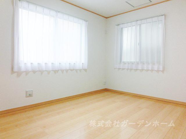 Model house photo. ■ The station a 10-minute walk, Introducing seismic grade acquisition mansion of peace of mind. South Do not get a sunny My home in the car space? ■